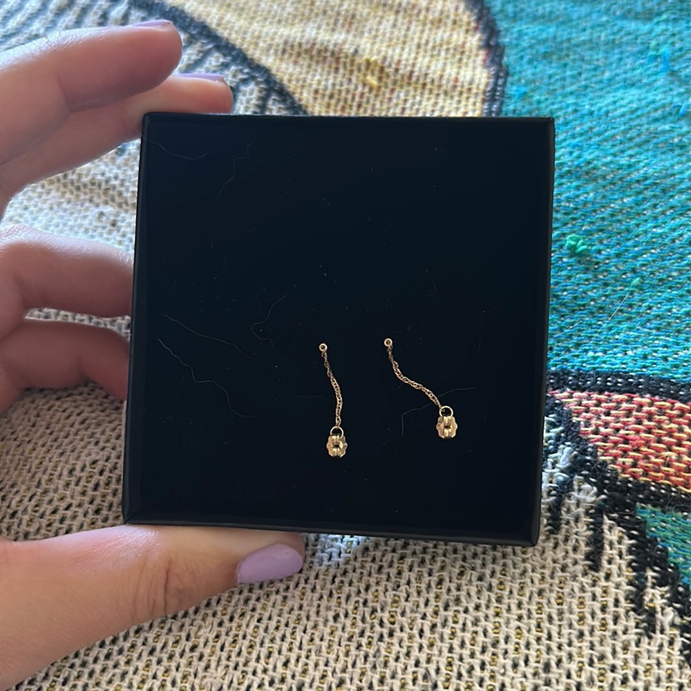 Catbird Earrings Solid Gold